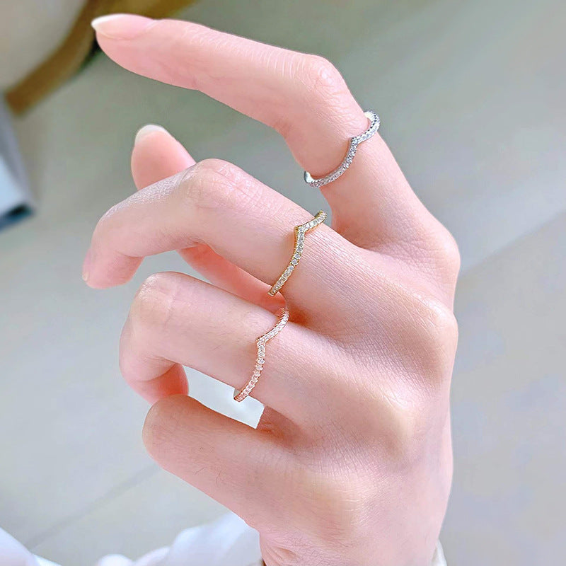 DAINTY V RING( 925 STERLING SILVER)