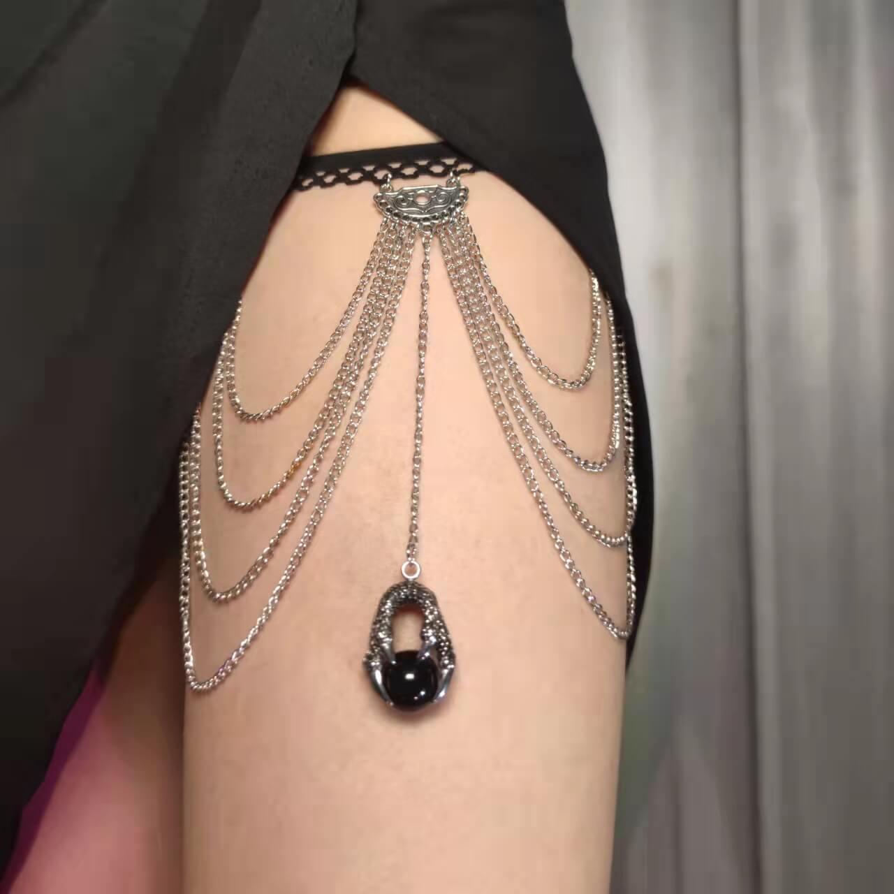 DRAGON BALL LEG CHAIN - STAY FANCY