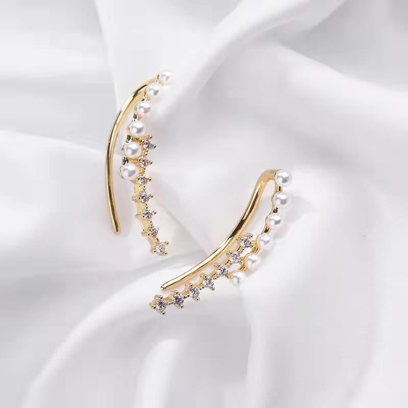 Gold Pearl Ear Clip - STAY FANCY