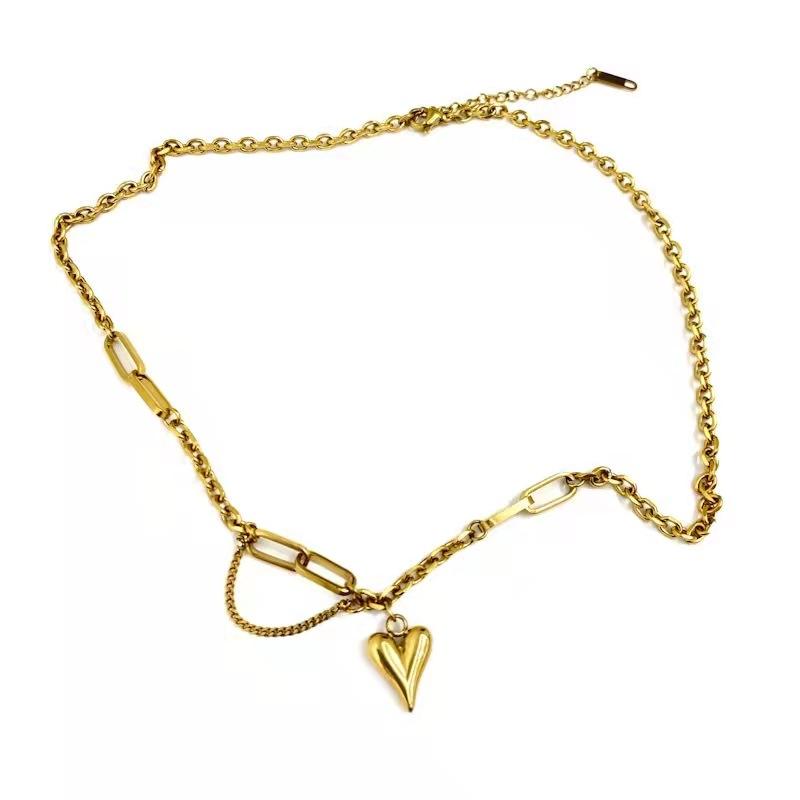 HEART NECKLACE - STAY FANCY