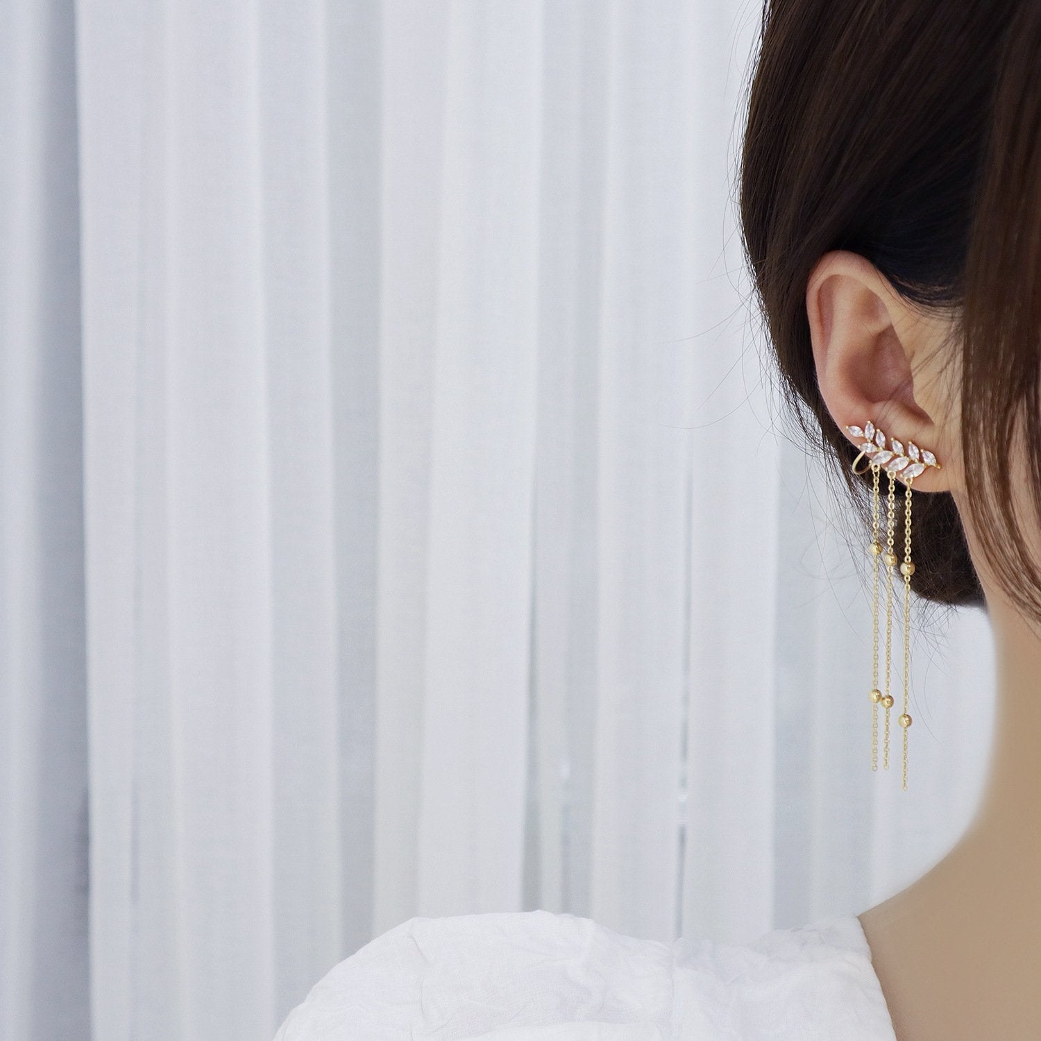 LEAF TASSEL EAR CUFF - STAY FANCY