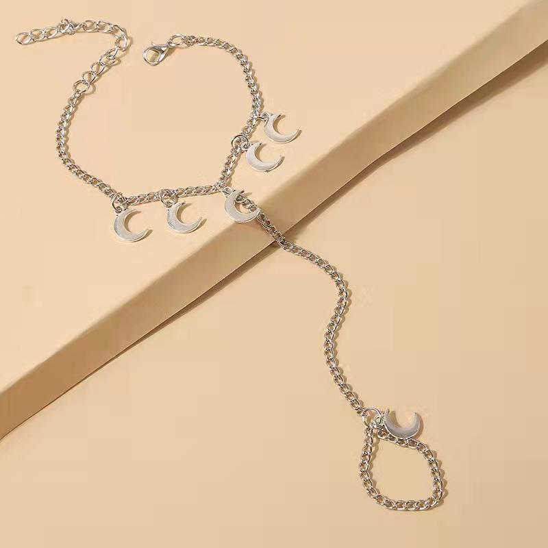 LUNA FINGER CHAIN BRACELET - STAY FANCY