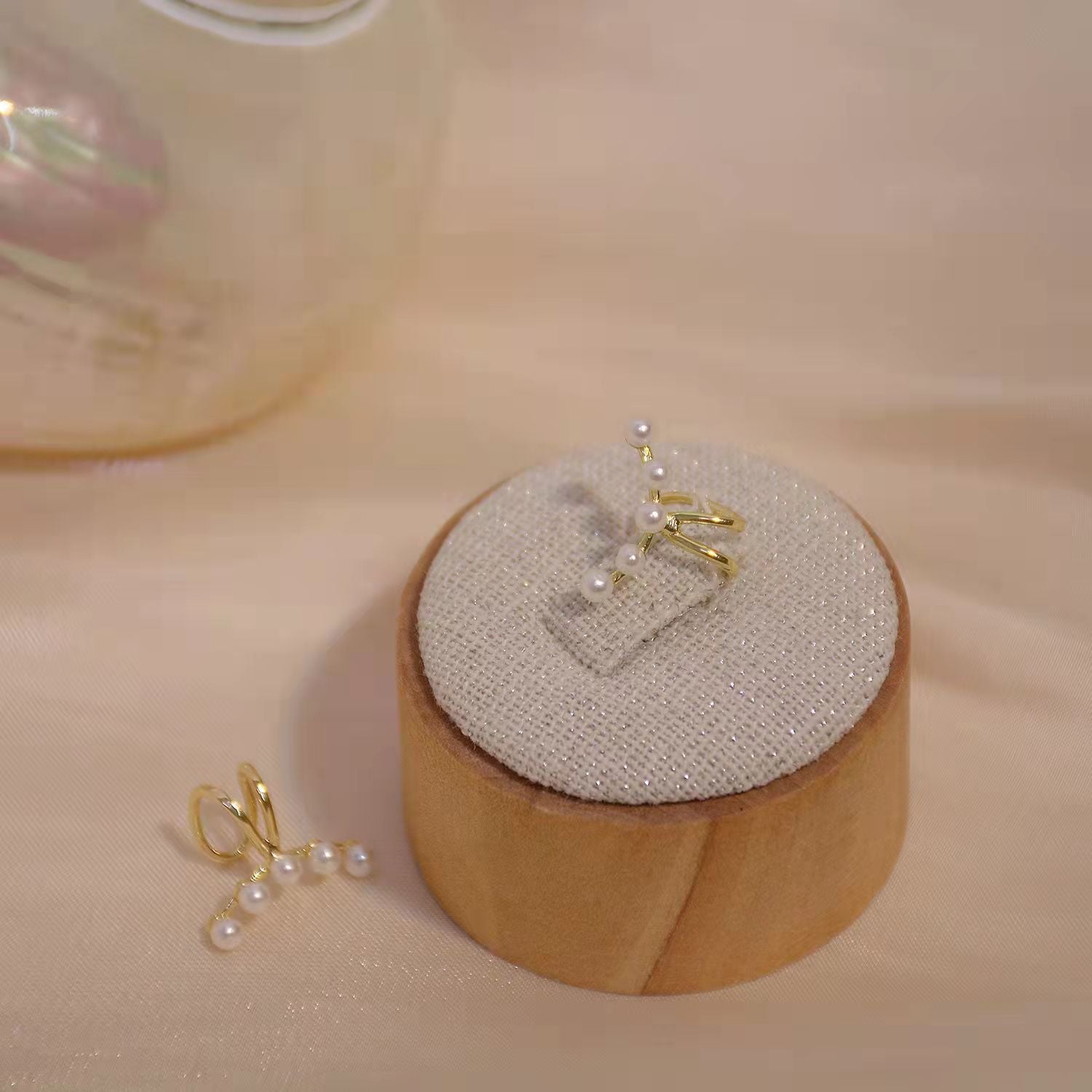 PEARL EAR CUFF - STAY FANCY