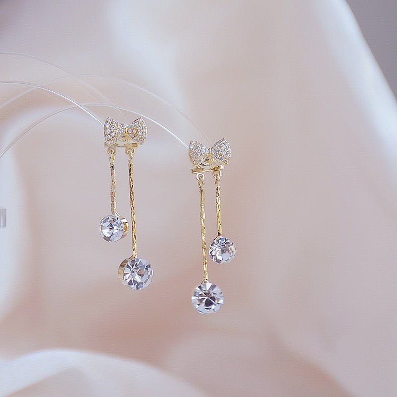 SHINY BOW EARRINGS - STAY FANCY