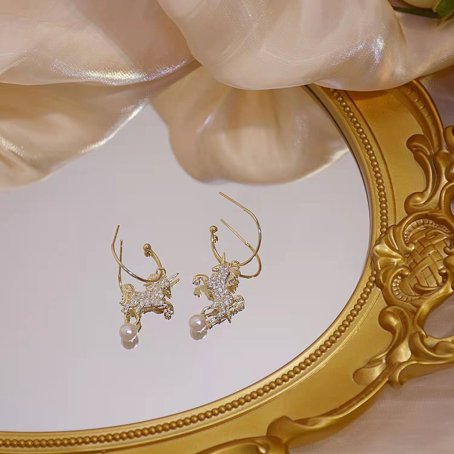 SHINY UNICORN HOOP - STAY FANCY