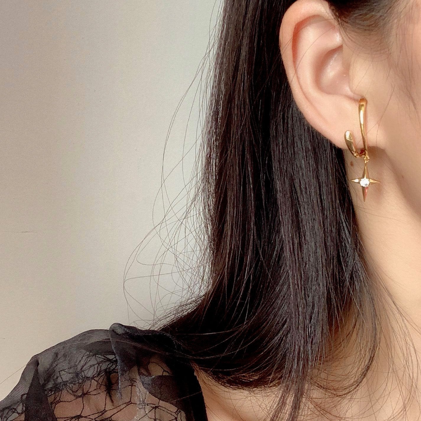 SHOOTING STAR EAR CUFF - STAY FANCY