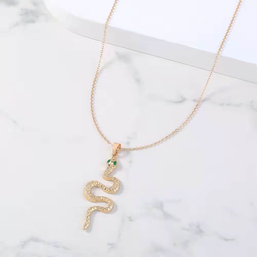 SNAKE CHARM NECKLACE - STAY FANCY