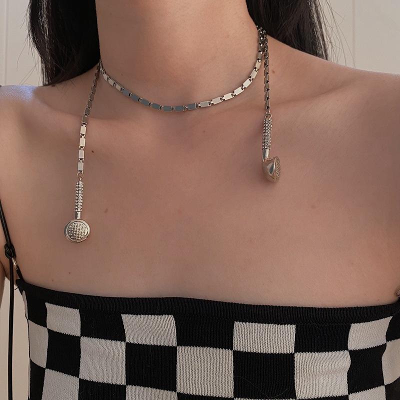 STAINLESS EARPHONE NECKLACE - STAY FANCY