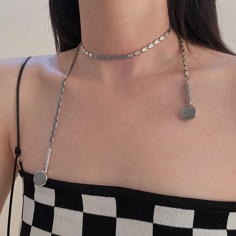 STAINLESS EARPHONE NECKLACE - STAY FANCY