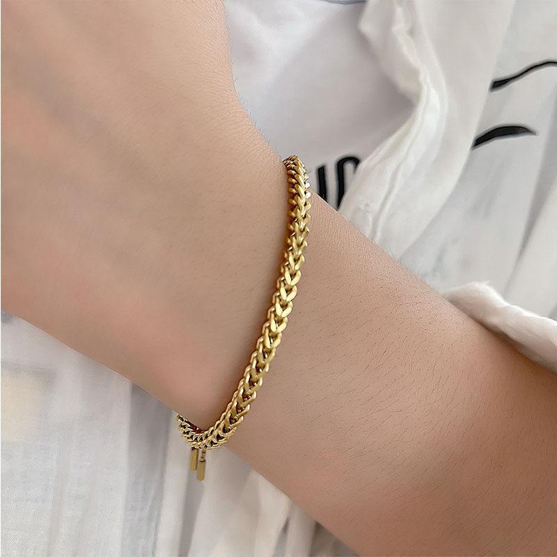 STAINLESS GOLD BRACELET - STAY FANCY